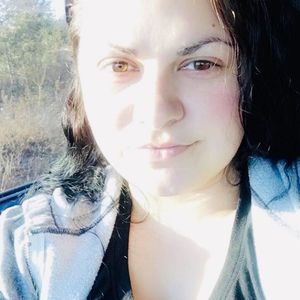 Meet your Posher, Candice